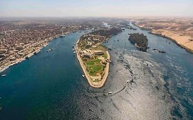 منتجع موڤنبيك أسوان